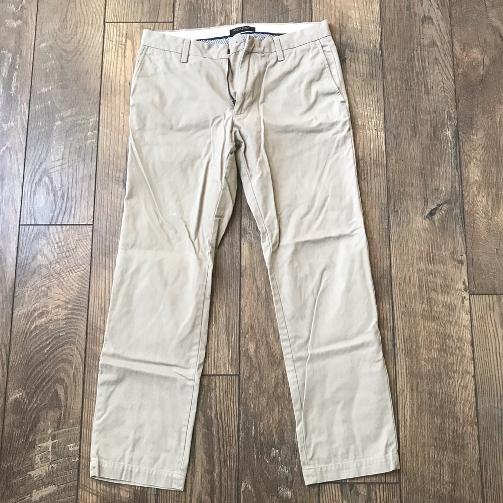 Banana Republic Emerson Chino Khaki Pants